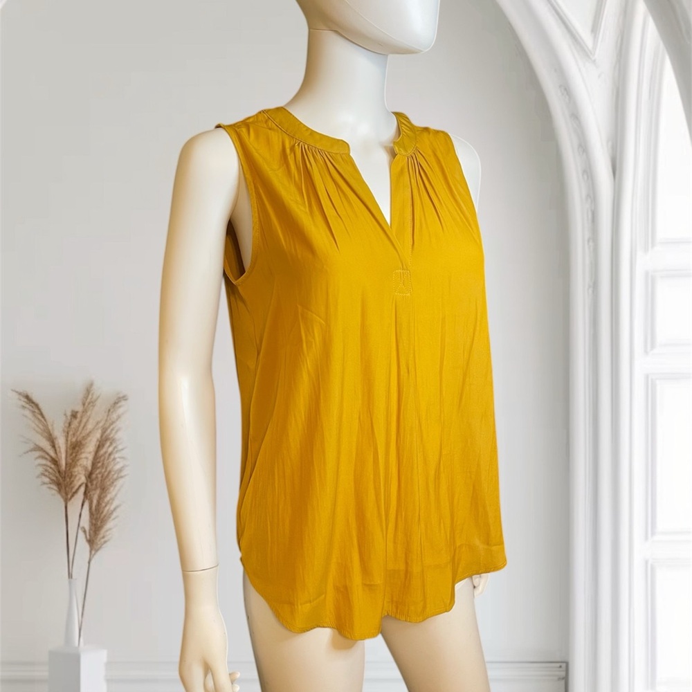 Chelsea & Theodore Yellow Sleeveless Blouse